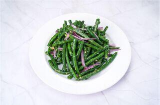 I01 Stir Fried Green Beans