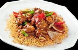 J09 Crispy Chow Mein