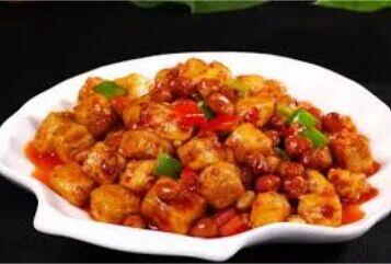 H04 Kung Pao Tofu (with Peanuts) [spicy]